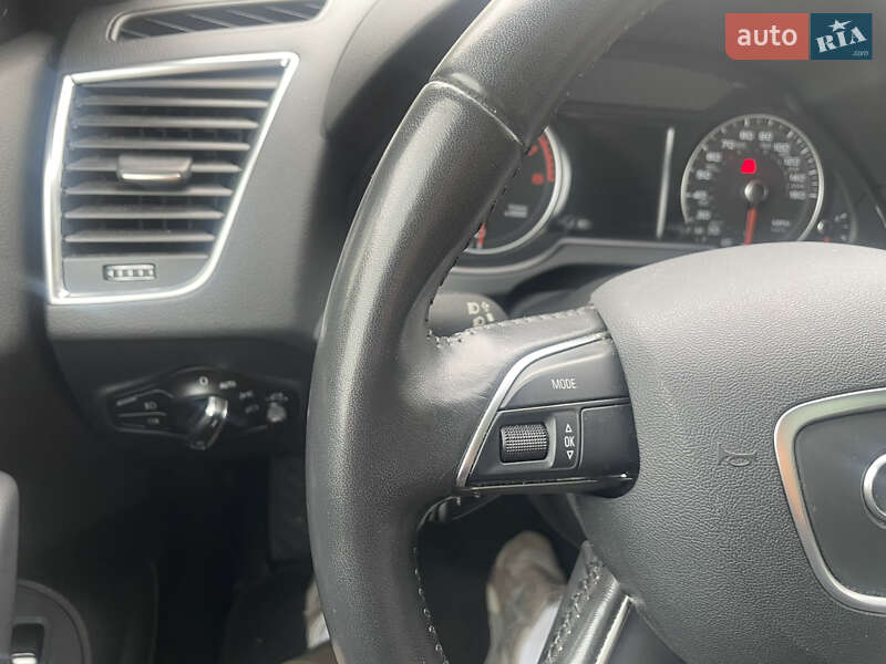 Внедорожник / Кроссовер Audi Q5 2013 в Киеве