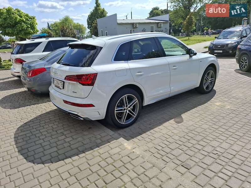 Внедорожник / Кроссовер Audi Q5 2021 в Львове фото 10 Внедорожник / Кроссовер Audi Q5 2021 в Львове