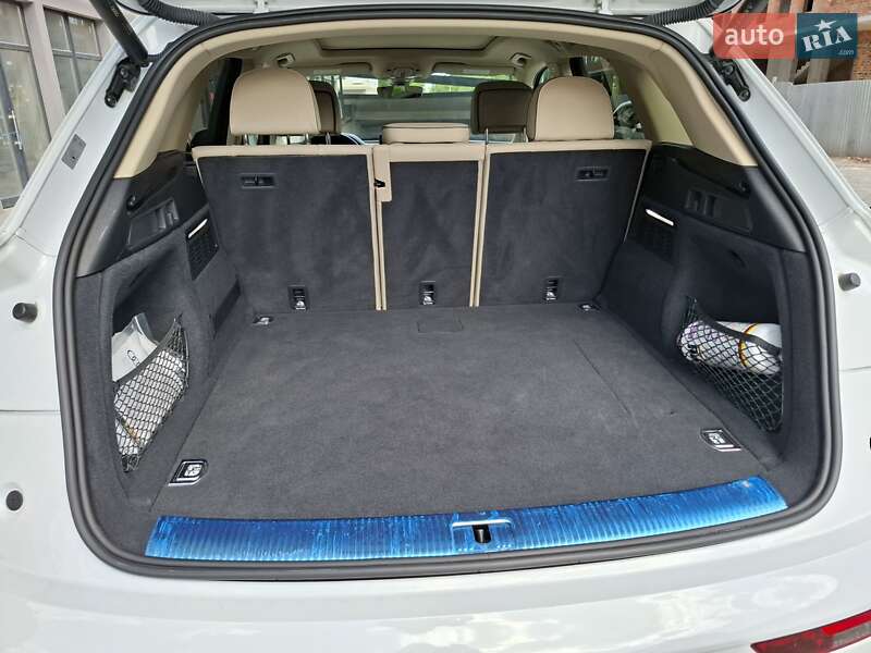 Внедорожник / Кроссовер Audi Q5 2021 в Львове фото 41 Внедорожник / Кроссовер Audi Q5 2021 в Львове