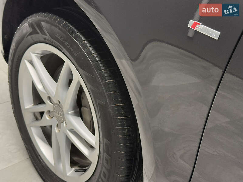 Позашляховик / Кросовер Audi Q5 2014 в Вараші