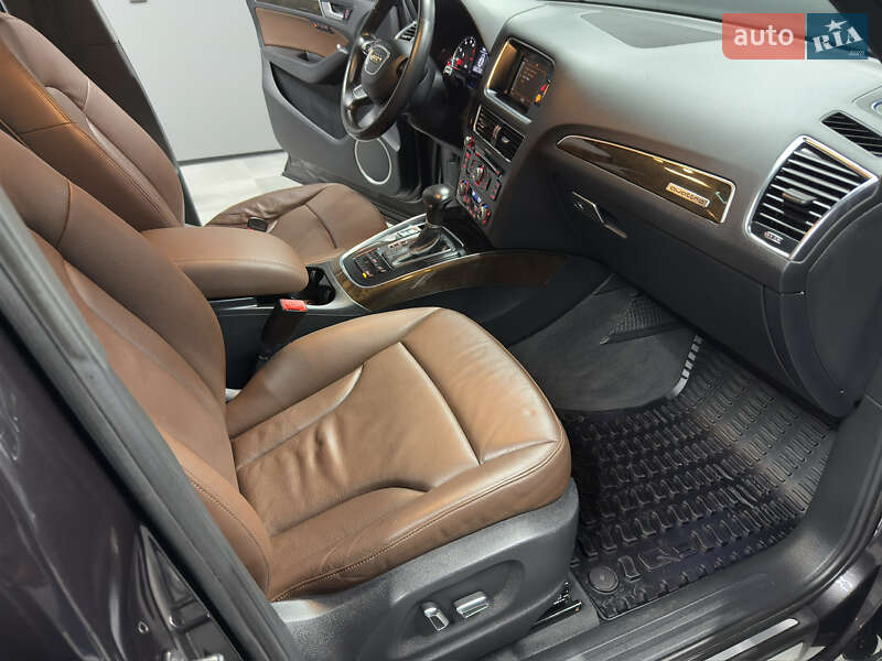 Позашляховик / Кросовер Audi Q5 2014 в Вараші