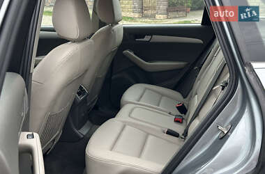 Внедорожник / Кроссовер Audi Q5 2011 в 