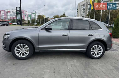 Внедорожник / Кроссовер Audi Q5 2015 в 