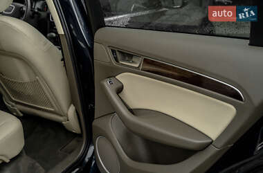Внедорожник / Кроссовер Audi Q5 2015 в 