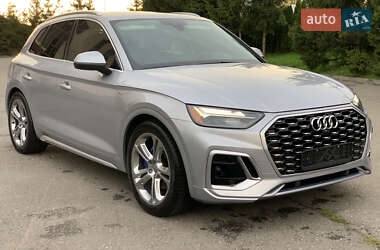 Внедорожник / Кроссовер Audi Q5 2021 в 