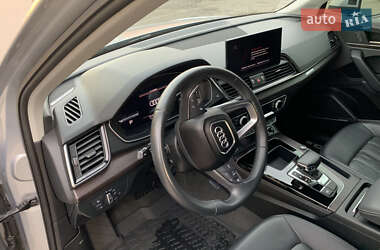 Внедорожник / Кроссовер Audi Q5 2021 в 