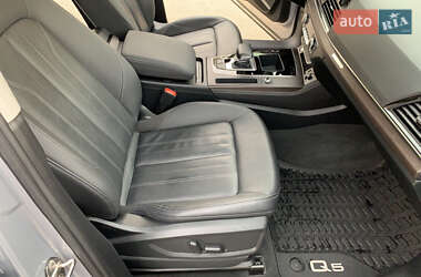 Внедорожник / Кроссовер Audi Q5 2021 в 