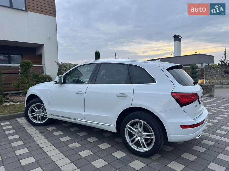 Позашляховик / Кросовер Audi Q5 2016 в Стрию