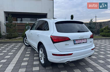Внедорожник / Кроссовер Audi Q5 2016 в 