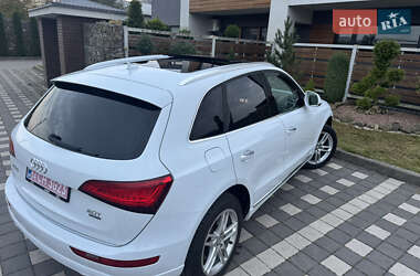 Внедорожник / Кроссовер Audi Q5 2016 в 