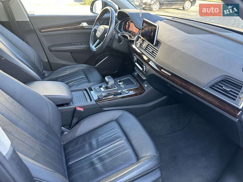 Позашляховик / Кросовер Audi Q5 2019 в Івано-Франківську фото 31 Позашляховик / Кросовер Audi Q5 2019 в Івано-Франківську