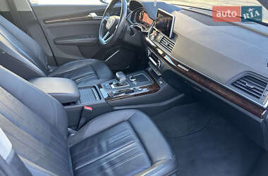 Внедорожник / Кроссовер Audi Q5 2019 в 