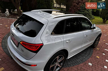 Внедорожник / Кроссовер Audi Q5 2017 в 