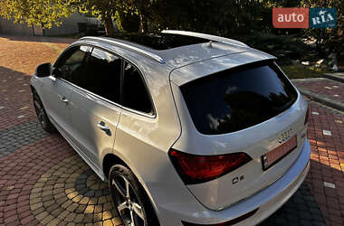 Внедорожник / Кроссовер Audi Q5 2017 в 