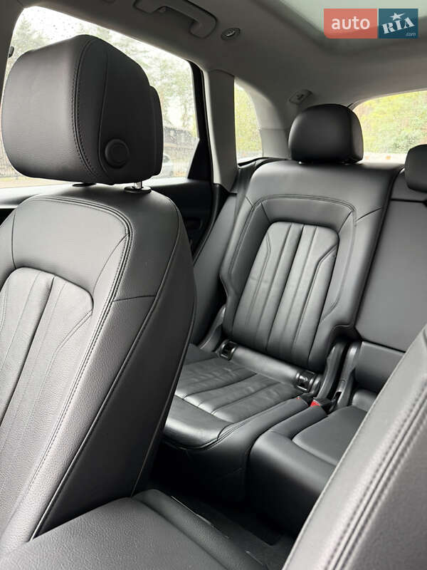 Позашляховик / Кросовер Audi Q5 2019 в Києві