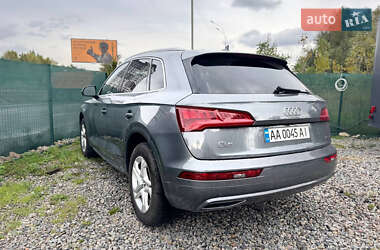 Внедорожник / Кроссовер Audi Q5 2019 в 