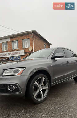 Позашляховик / Кросовер Audi Q5 2015 в Сумах