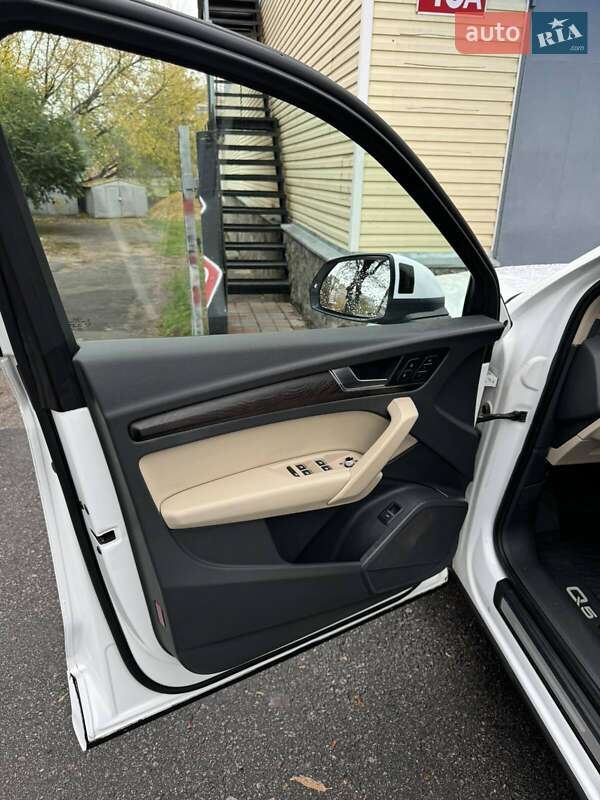 Внедорожник / Кроссовер Audi Q5 2018 в Харькове