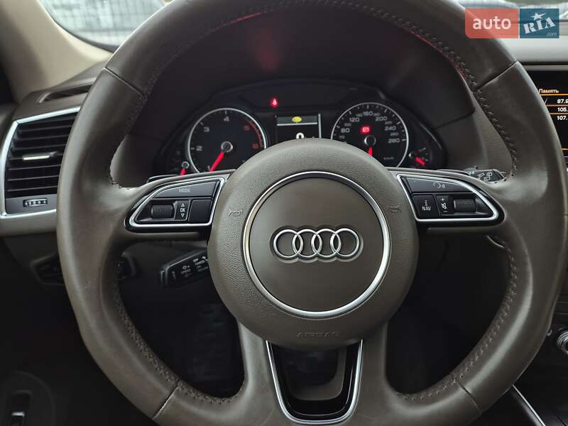 Внедорожник / Кроссовер Audi Q5 2015 в Бердичеве
