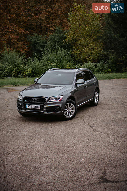 Внедорожник / Кроссовер Audi Q5 2012 в 