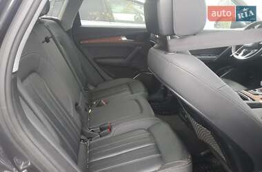 Внедорожник / Кроссовер Audi Q5 2020 в 