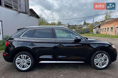 Внедорожник / Кроссовер Audi Q5 2020 в 