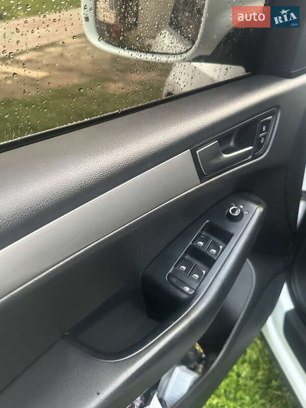 Позашляховик / Кросовер Audi Q5 2011 в Стрию
