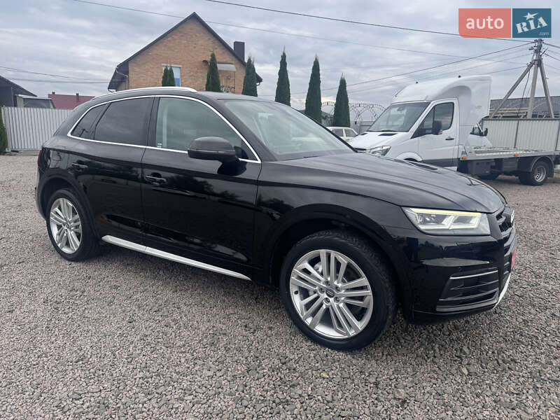 Внедорожник / Кроссовер Audi Q5 2018 в Луцке