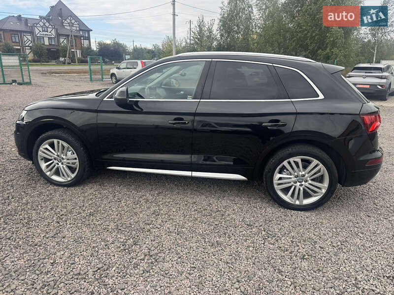 Внедорожник / Кроссовер Audi Q5 2018 в Луцке