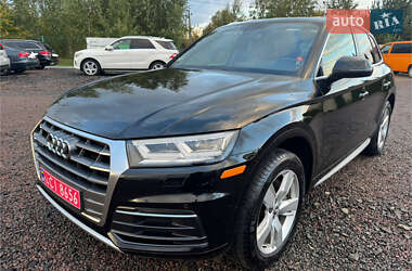 Внедорожник / Кроссовер Audi Q5 2018 в Луцке