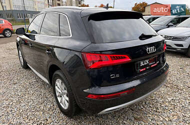 Позашляховик / Кросовер Audi Q5 2018 в 