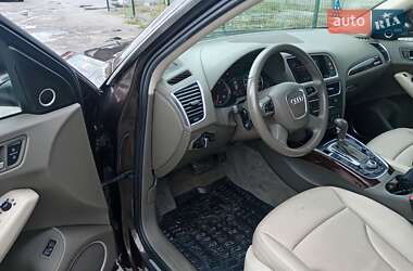Внедорожник / Кроссовер Audi Q5 2012 в 