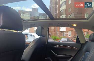 Внедорожник / Кроссовер Audi Q5 2010 в 