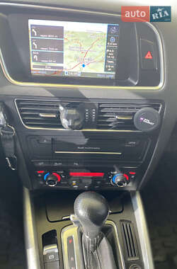 Внедорожник / Кроссовер Audi Q5 2010 в 