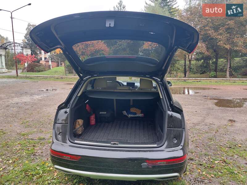 Внедорожник / Кроссовер Audi Q5 2019 в Дрогобыче
