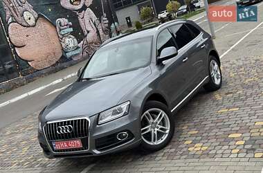 Внедорожник / Кроссовер Audi Q5 2016 в 