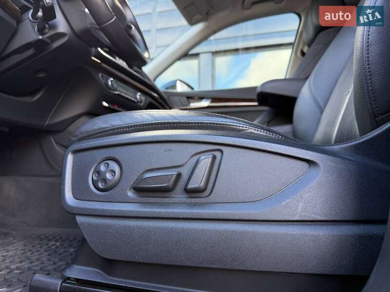 Позашляховик / Кросовер Audi Q5 2017 в Рівному фото 28 Позашляховик / Кросовер Audi Q5 2017 в Рівному