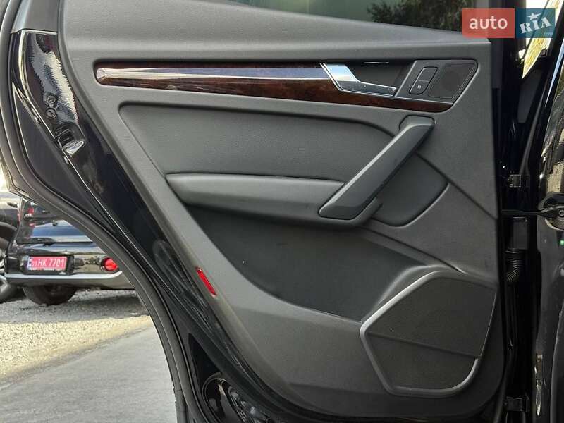 Позашляховик / Кросовер Audi Q5 2017 в Рівному фото 44 Позашляховик / Кросовер Audi Q5 2017 в Рівному