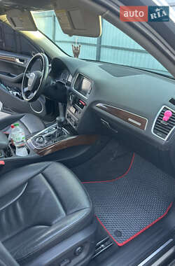 Позашляховик / Кросовер Audi Q5 2012 в 