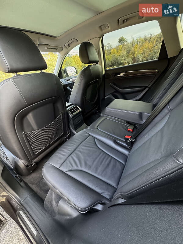 Позашляховик / Кросовер Audi Q5 2014 в Дніпрі