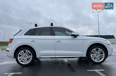Внедорожник / Кроссовер Audi Q5 2019 в 