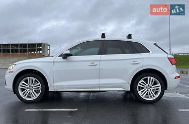 Внедорожник / Кроссовер Audi Q5 2019 в 