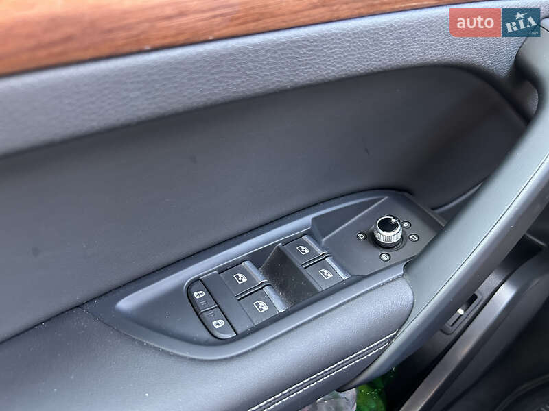 Внедорожник / Кроссовер Audi Q5 2022 в Киеве фото 18 Внедорожник / Кроссовер Audi Q5 2022 в Киеве