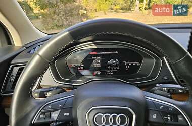 Позашляховик / Кросовер Audi Q5 2021 в  фото 20 Позашляховик / Кросовер Audi Q5 2021 в