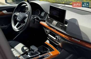 Внедорожник / Кроссовер Audi Q5 2023 в 
