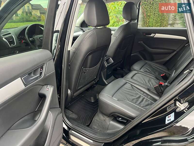 Позашляховик / Кросовер Audi Q5 2015 в Рівному