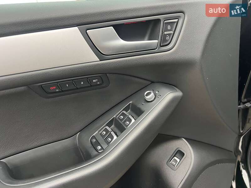 Позашляховик / Кросовер Audi Q5 2015 в Рівному