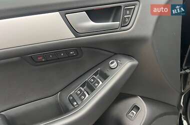 Внедорожник / Кроссовер Audi Q5 2015 в 