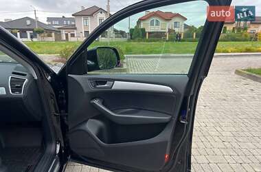 Внедорожник / Кроссовер Audi Q5 2015 в 