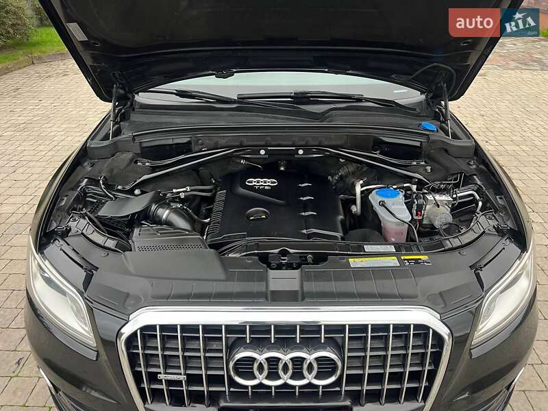 Позашляховик / Кросовер Audi Q5 2015 в Рівному
